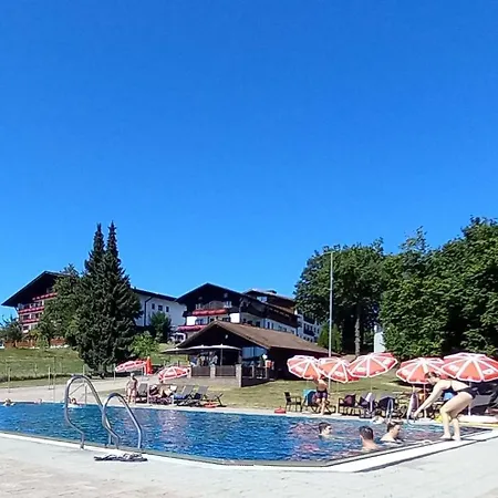 Szálloda Lohninger Sankt Georgen im Attergau