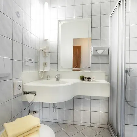 Lohninger 3*