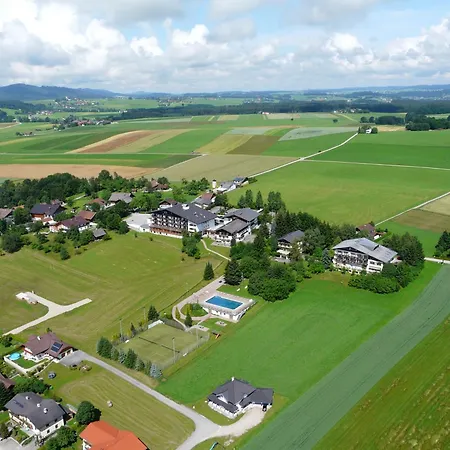Hotel Lohninger-schober Sankt Georgen im Attergau