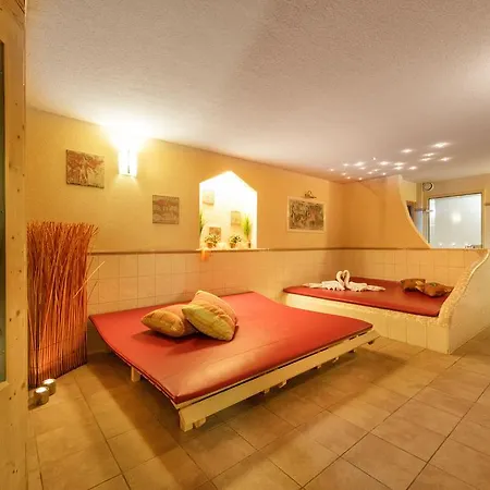 Otel Lohninger Sankt Georgen im Attergau